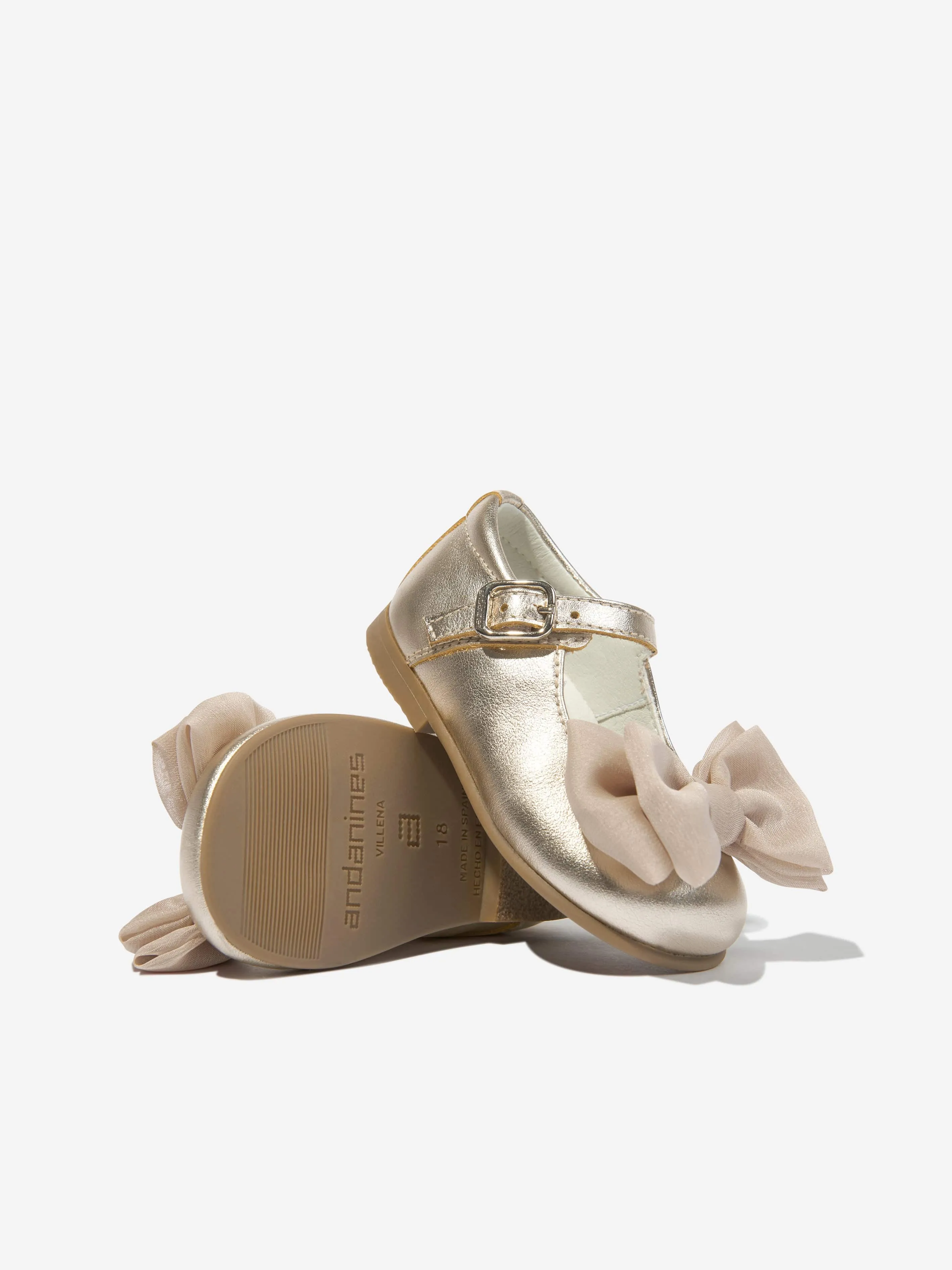 Andanines Girls Leather Bow Shoes in Gold
