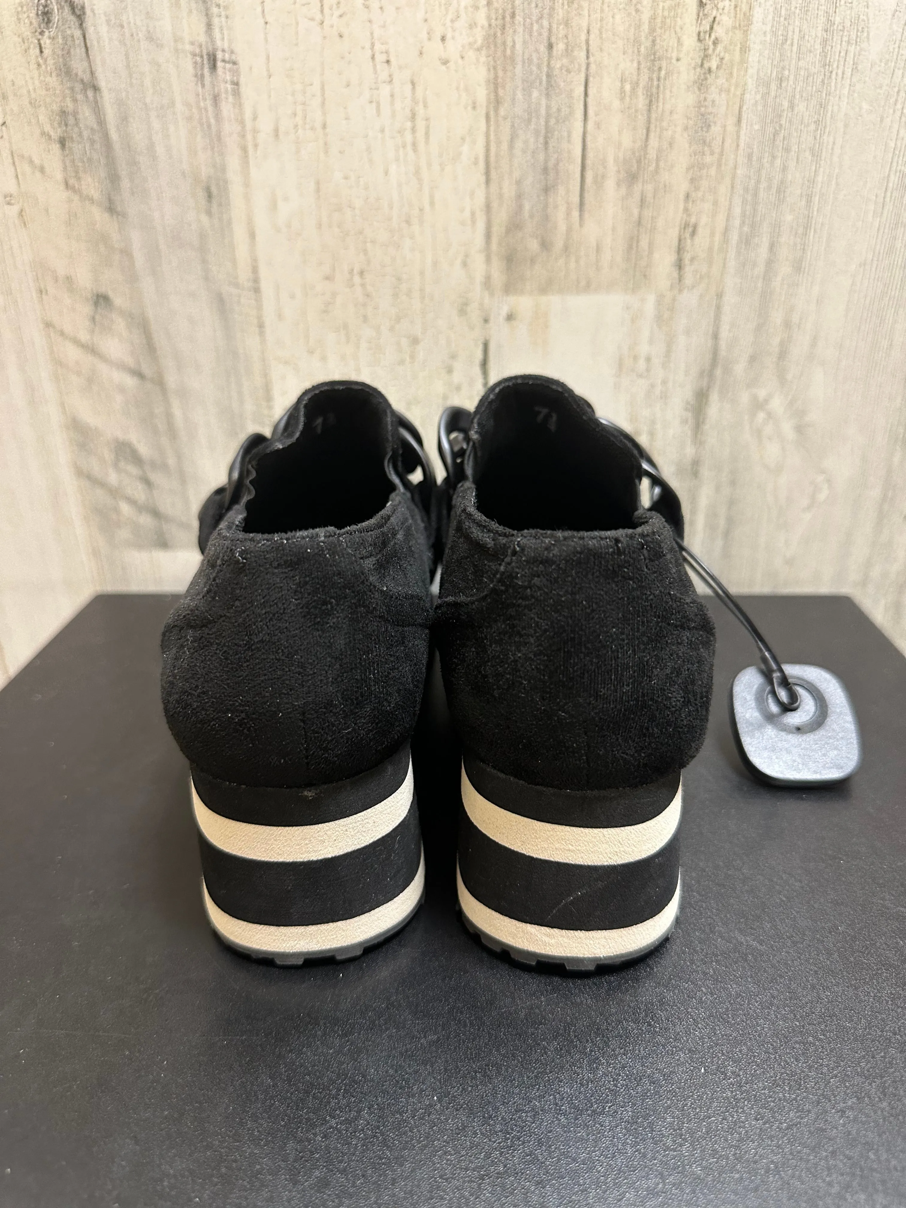 Black Shoes Heels Platform Pierre Dumas, Size 7.5