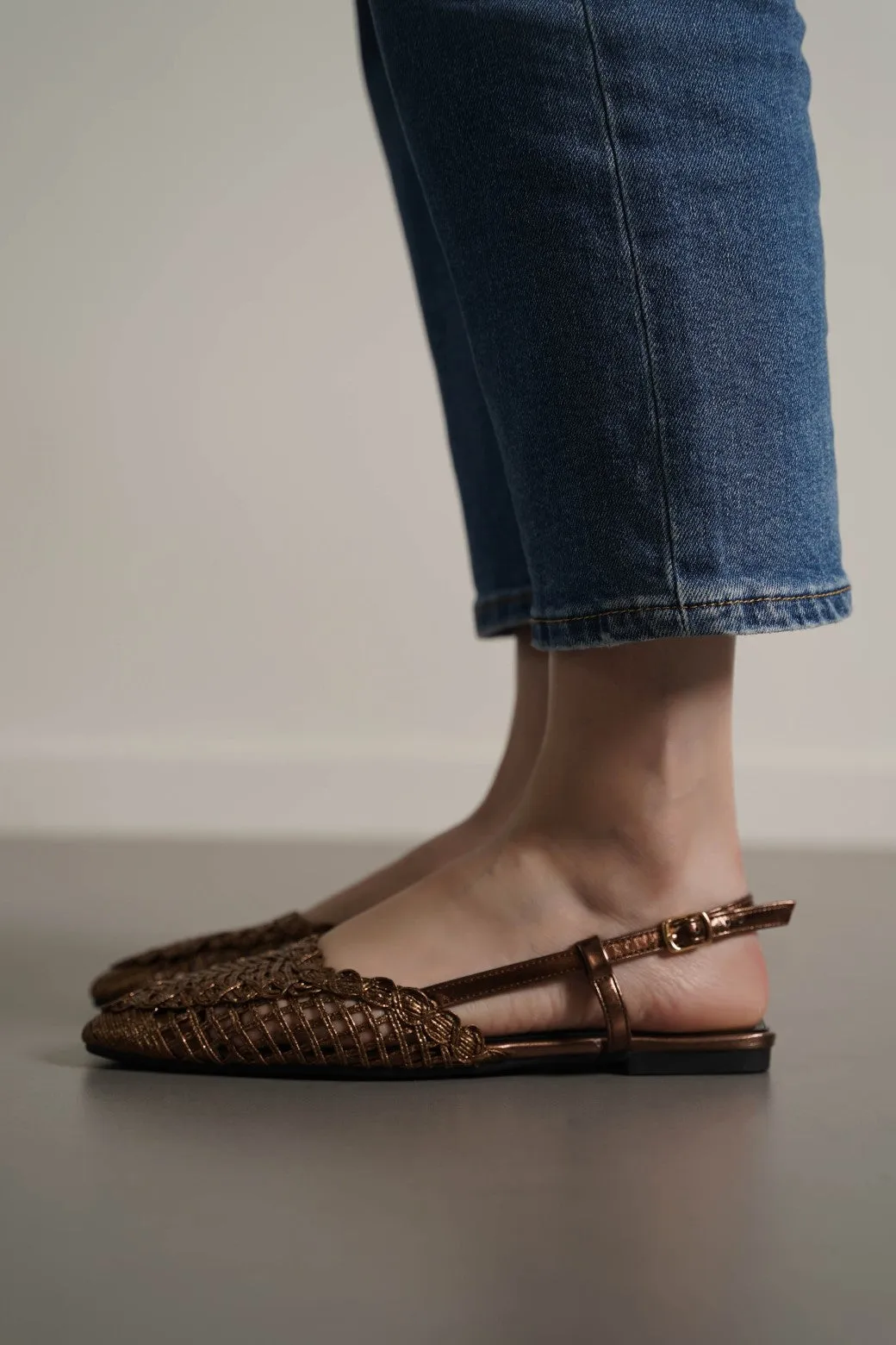 WOVEN PARTY SLINGBACKS